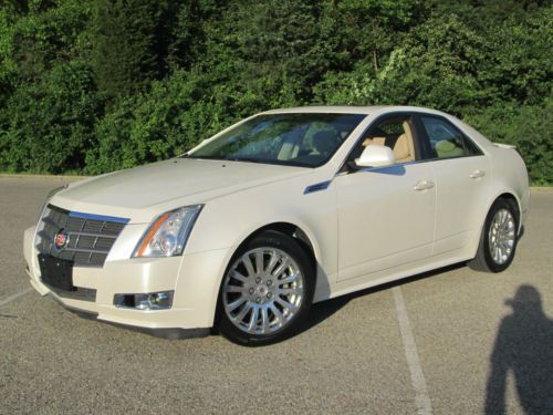 Absolutely gorgeous 2010 cadilac cts in pearl white in excellent condition