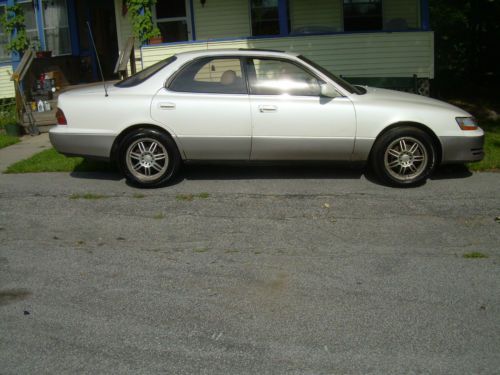 1993 lexus es300 base sedan 4-door 3.0l