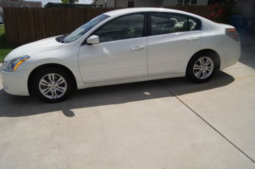 Used Nissan Altima For Sale >> Buy used 2012 Nissan Altima 2.5s, 4 door, White, Tan Interior, One Owner in Branson, Missouri ... Used Nissan Altima For Sale >> Buy used 2012 Nissan Altima 2.5s, 4 door, White, Tan Interior, One Owner in Branson, Missouri ...
