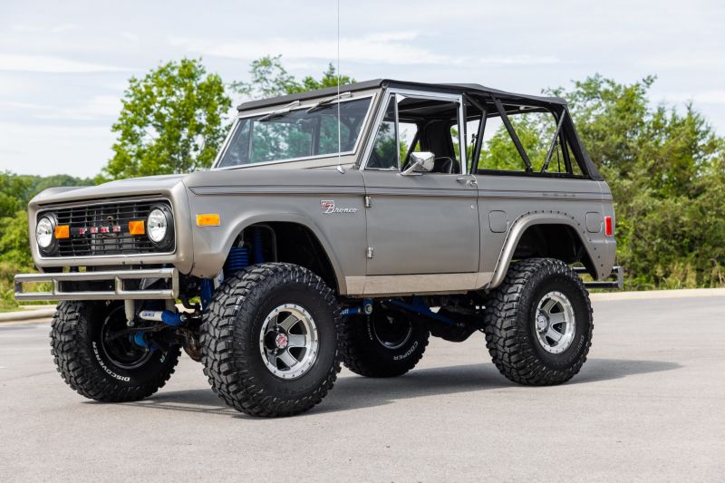 408-powered 1977 ford bronco