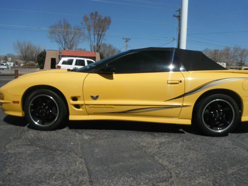 2002 pontiac firebird trans am convertible 2-door 5.7l