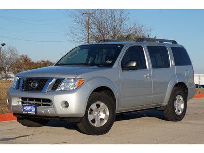 Suv 4.0l v6 smoke free 3rd row seating tow package one owner warranty