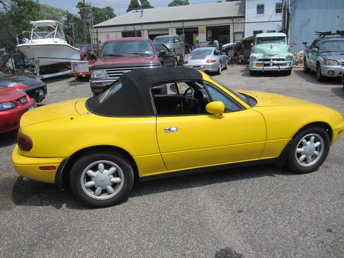 Orig owner vy rare 1 year only 1576 in yellow 84k mi mint body nice int no rust