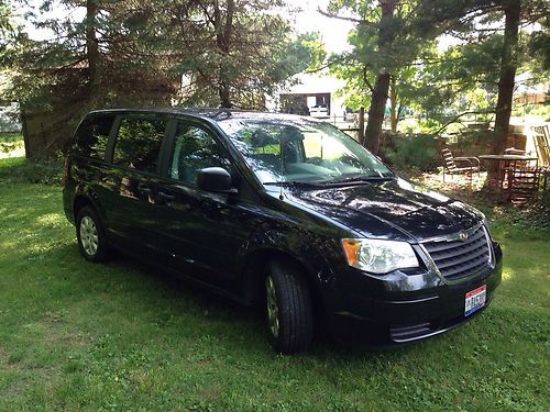 2008 chrysler town and country lx