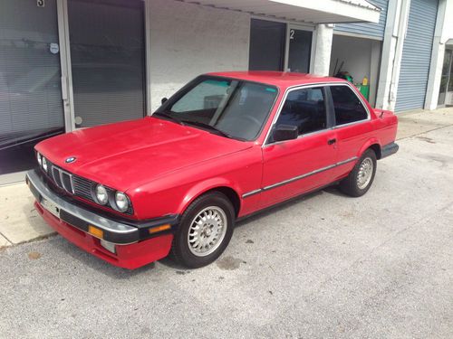 1986 bmw 325es red/black very clean interior!