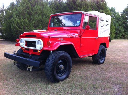 1967 toyota land cruiser fj40 factory soft top original daily driver restoration