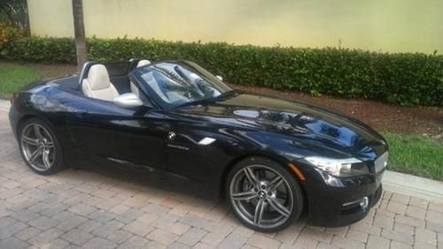 2011 bmw z4 sdrive35is m package saphire black with white leather interior