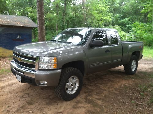Used 2009 Chevrolet Silverado 1500 Lt Extended Cab Pickup 4 Door 2009 Chevrolet Silverado 1500 Lt Extended Cab Pickup 4 Door 5 3l Us 22 000 00
