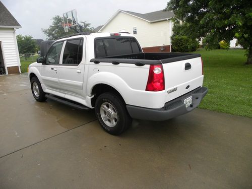 04 ford sport trac only 56,000 miles