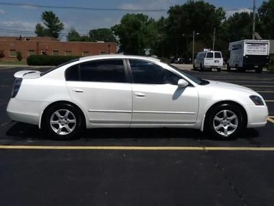 Sunroof 4 cylinder engine 4-speed a/t, a/c,clean history, great,nice clean car