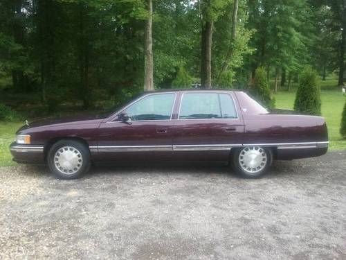 1996 cadillac sedan de ville 83,768 miles! clean beautiful non-smoking