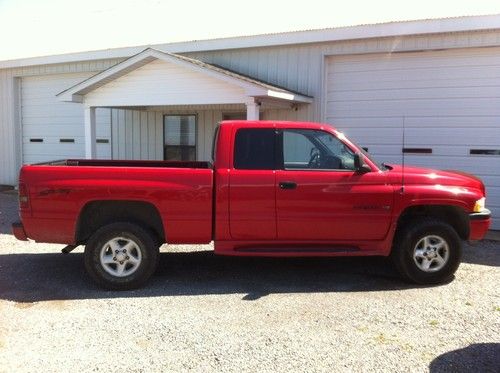 1998 dodge ram 1500 sport extended cab pickup 4-door 5.9l