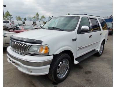 02 ford expedition 4x4 4-eclipse leather interior capt chairs dvd &amp; tv  ent. sys