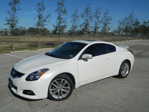 2012 nissan altima 3.5 sr  coupe  backup camera   sunroof -- free shipping