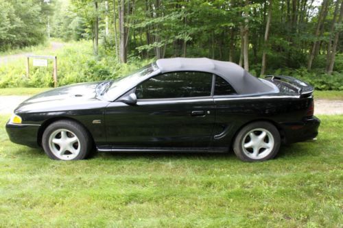 1995 black mustang gt convertible 302ci 5=speed