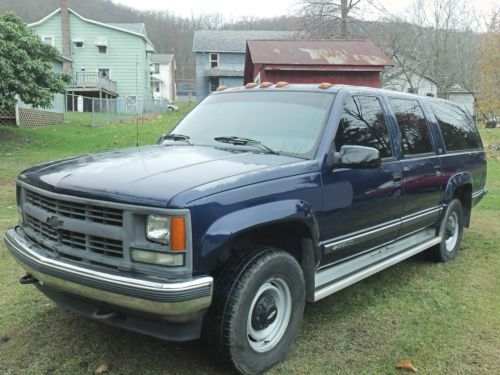 No reserve 1994 chevrolet suburban k2500 4wd 5.7l at low miles clean tow machine