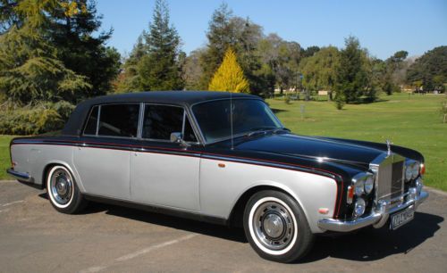 Rare rolls royce silver shadow, limo, privacy divider, blk/sil w/red pinstripe