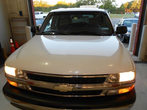 Government surplus vehicle!!! - 2003 chevy tahoe 4wd!!