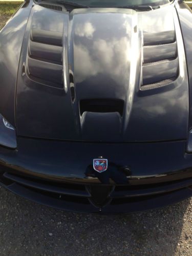 2006 dodge viper 34,000 miles, black exterior/interior convertible