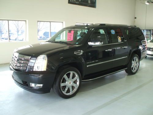 2011 cadillac escalade esv awd &#034;black ice&#034;. only 12,800 miles! $78,820.00 msrp