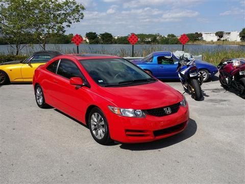 Honda civic  we finance warranty available must see!!!