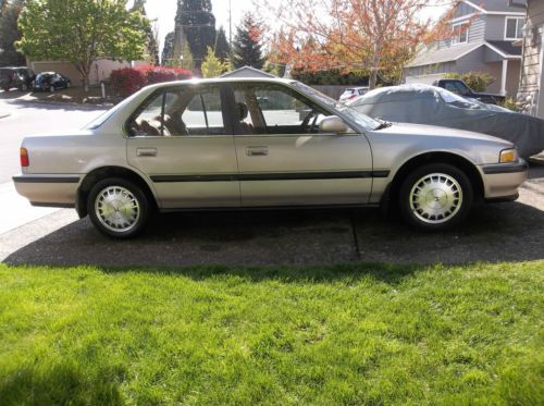 1990 honda accord ex 4 door champagne color