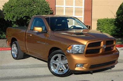 Dodge r/t==hemi==navigation==leather==