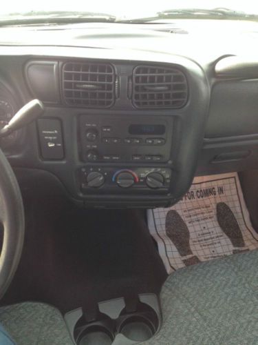 buy used 2002 chevrolet s10 low mileage 30k in spring chevy s10 lights