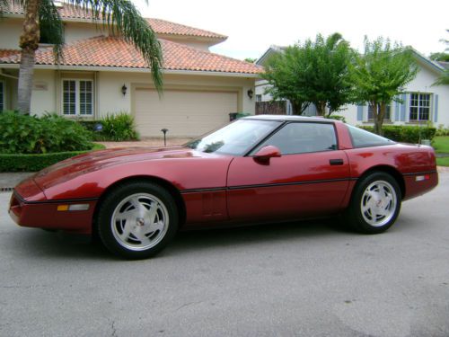 1988 corvette - 3000 orig. miles - showroom new - garaged stored 25+ years