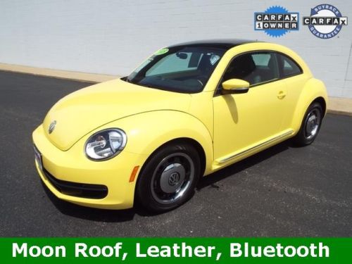 Beetle bug yellow! 2.5l auto cd mp3 sun roof! a/c super low miles! we finance !
