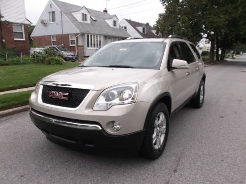 Gmc acadia slt1 with leather and sunroof.. clean vehicle! we finance