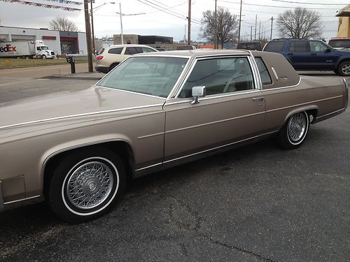 1985 cadillac fleetwood brougham coupe 2-door 4.1l