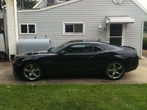2011 camaro 2ss w/ rs package ls3