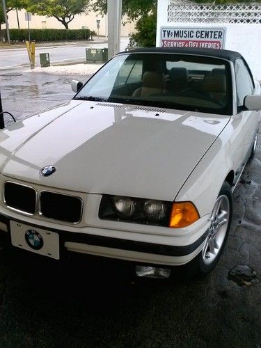 1995 bmw 325i base convertible 2-door 2.5l white automatic