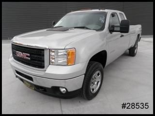 '11 v8 2500 extended cab long bed work truck 4x4 - good miles! - we finance!