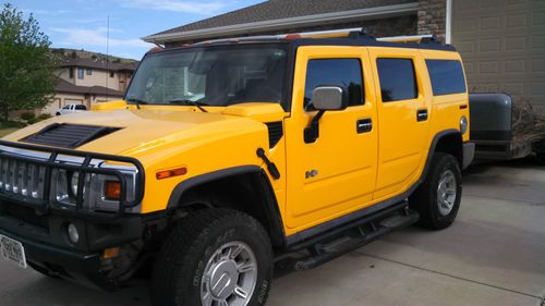 Hummer h2 luxury package, roof, a/c, 4x4, yellow, nav, exc condition!