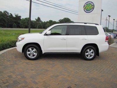 Find Used 4dr 4x4 Gs Suv 5 7l Sunroof Third Row Seat Cd Tow Hooks 4dr 4x4 Gs Suv 5 7l Sunroof Third Row Seat Cd Tow Hooks