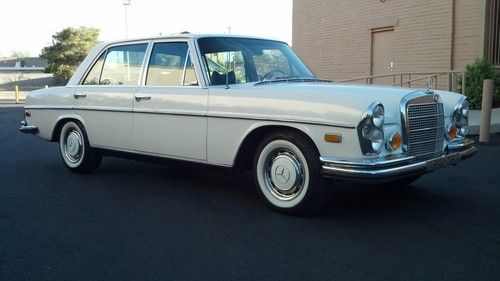 1972 mercedes 280sel 4.5, local arizona car, 280se v8, no rust, no accidents..