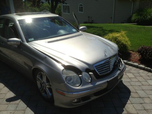 2005 mercedes-benz e500 4matic sedan 4-door 5.0l