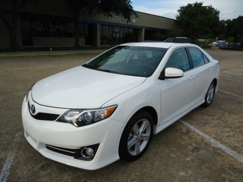 2013 toyota camry 4dr sdn auto se