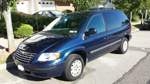 Chrysler town &amp; country 2006