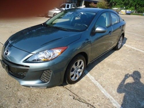 2012 mazda mazda3 4dr sdn auto