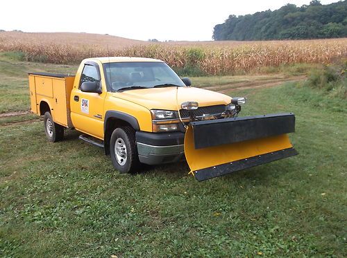 Plow Trucks For Sale >> Find used 2003 chevy k2500 4x4 duramax utility bed meyers snow plow meyer snowplow 2500hd in New ... Plow Trucks For Sale >> Find used 2003 chevy k2500 4x4 duramax utility bed meyers snow plow meyer snowplow 2500hd in New ...