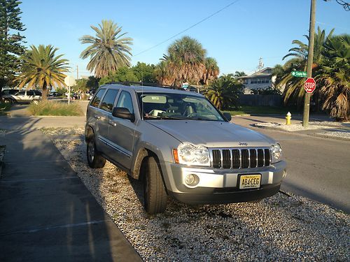 2005 jeep grand cherokee limited sport utility 4-door 4.7l  call 215-779-6094