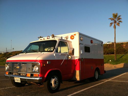 Red and white 1976 classic chevrolet g20 van ambulance rare vintage