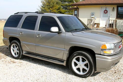 2002 gmc yukon denali sport utility 4-door 6.0l