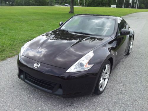 2012 nissan 370z coupe 2-door v6 3.7l - 8389 miles - clearwater fl 813-810-4869