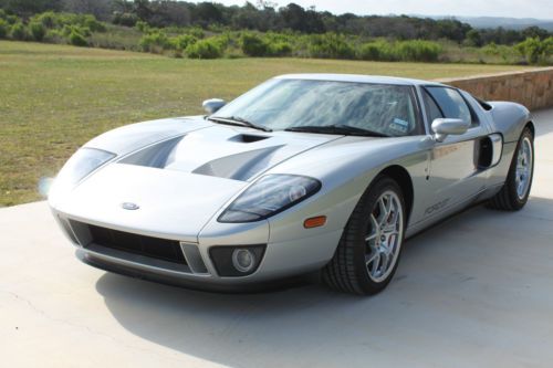 2005 ford gt-40  rare quicksilver  stripe  delete!!!