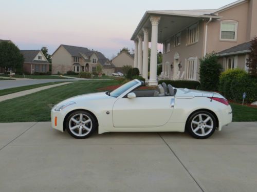 2005  nissan 350 z grand touring roadster with only 9,570 original miles