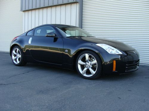 Very nice 1 owner nissan 350z, auto, 56k miles, blk/blk, all stock, clean!